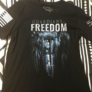 Men’s large grunt Style club member t shirt